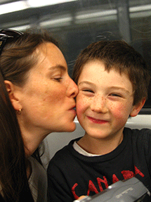 kiss from mommy